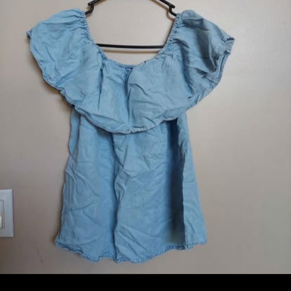 3/$5 Light Blue Ruffled Blouse- Women's Size XS, Sanctuary Sleeveless Top